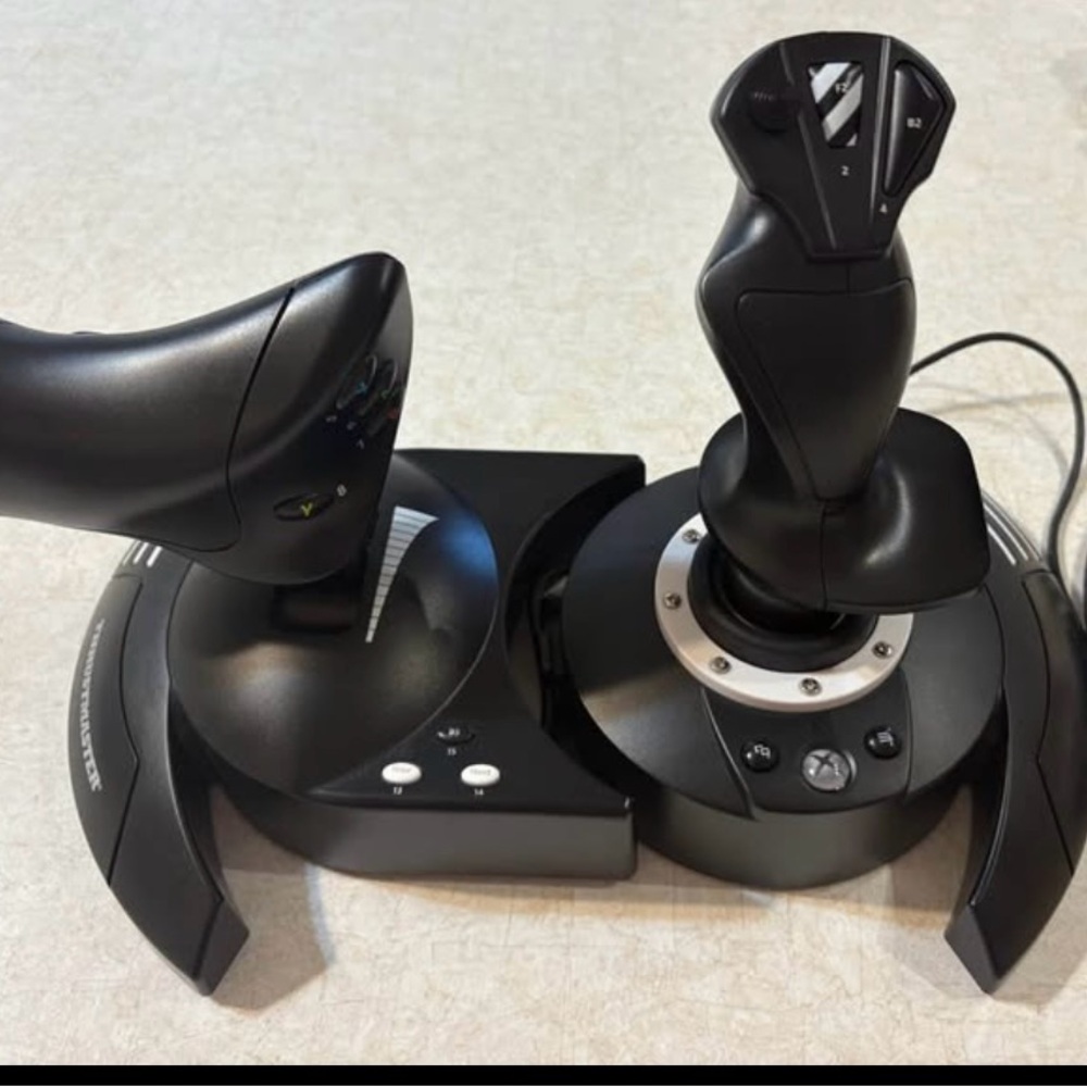 Thrustmaster T Flight Hotas One Joystick